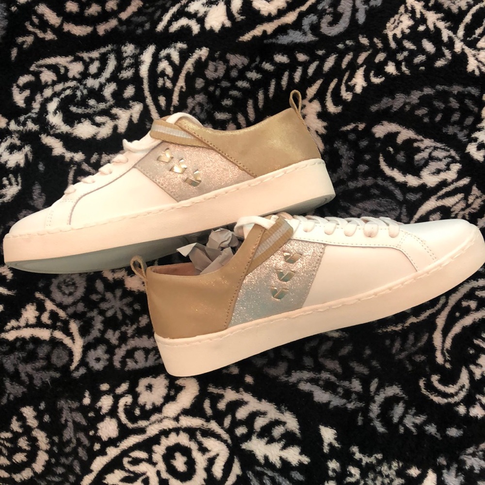 NIB Jack Rogers sneaker.